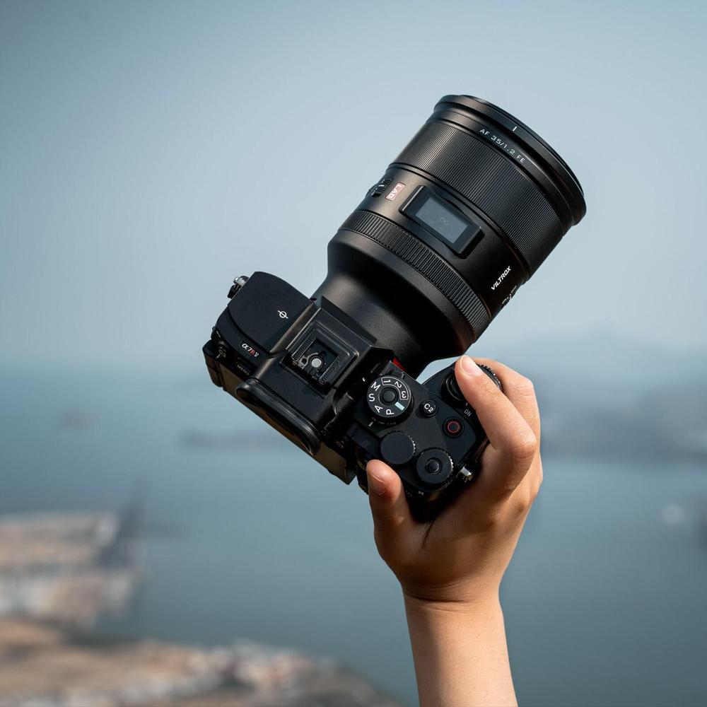 Viltrox 35mm F1.2E LAB Full-Fr - огляд і ціна Nikon Camera Z6 Iii