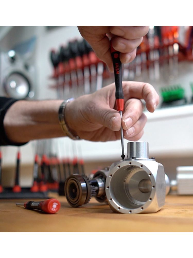 Wiha 42470 Y000×40mm Precision - огляд і ціна Electronics Repair Game
